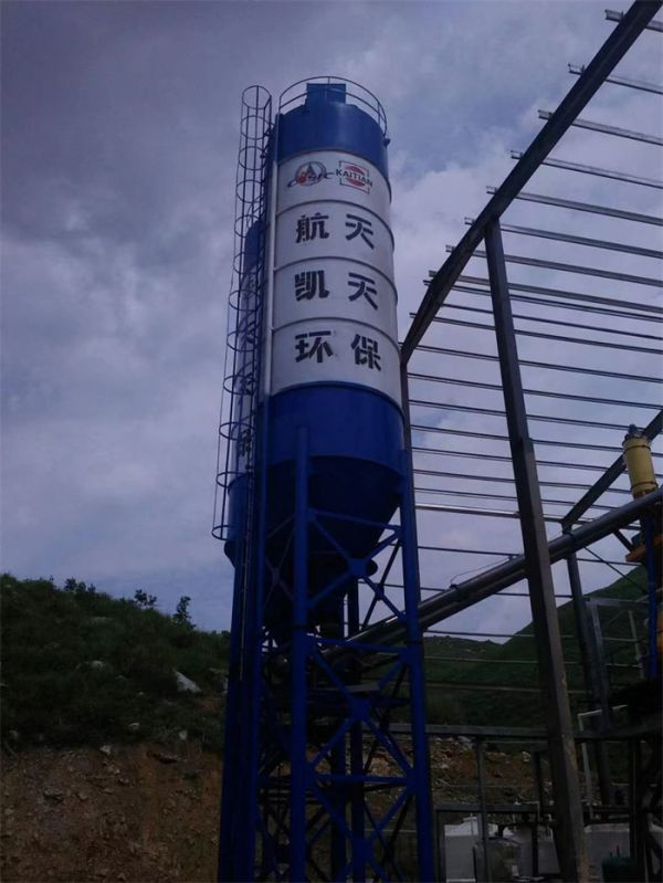 固廢處理設(shè)備之危廢處理設(shè)備現(xiàn)場安裝設(shè)備圖